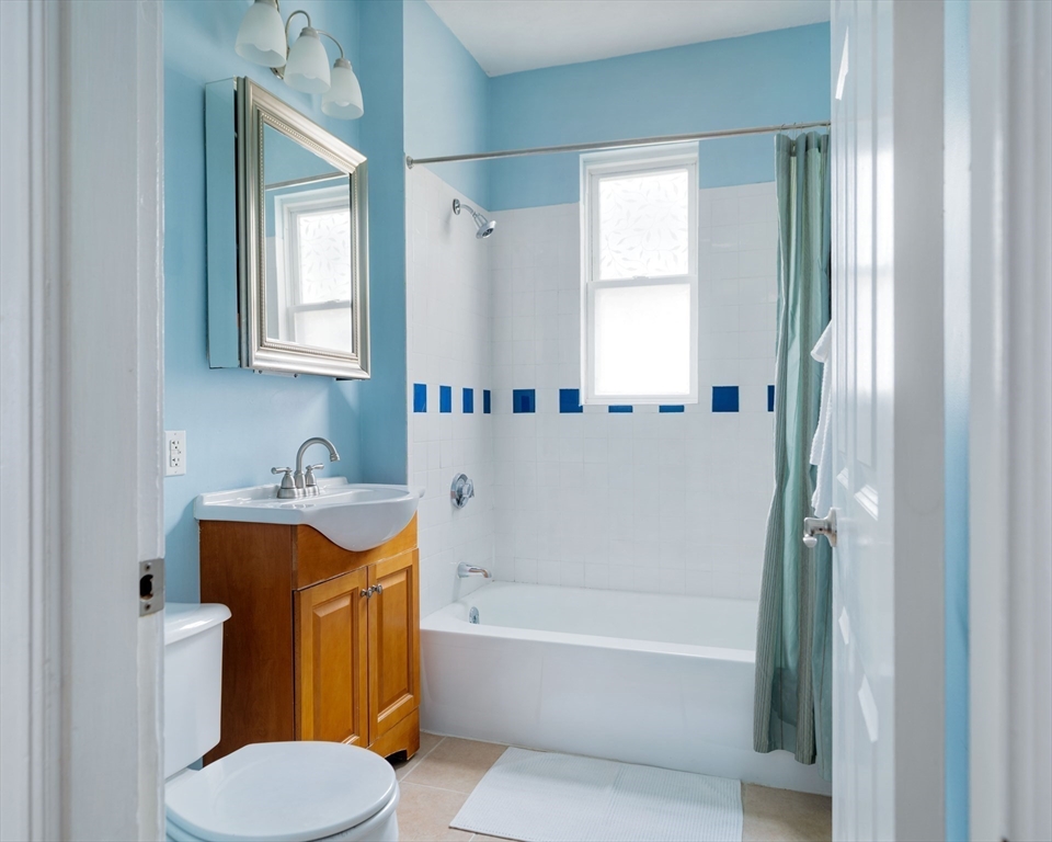 20 Rosemary Street # 3