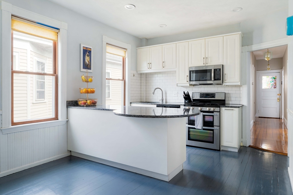 20 Rosemary Street # 3