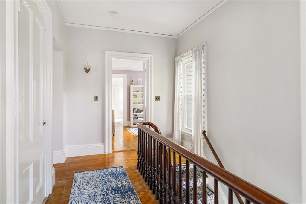 36 W Emerson St