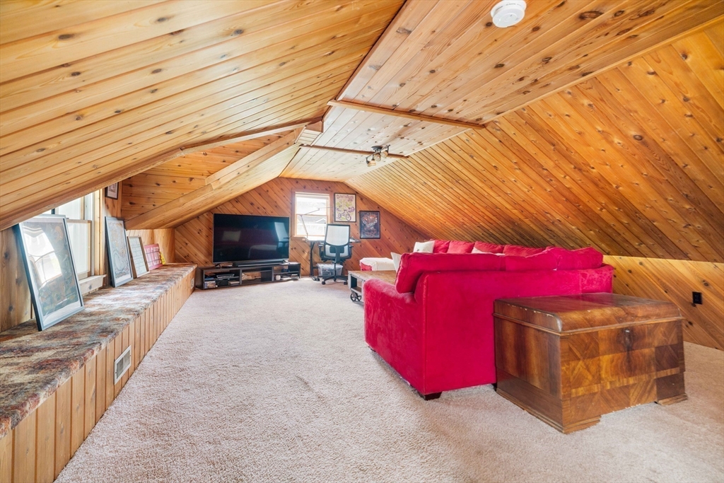 36 W Emerson St