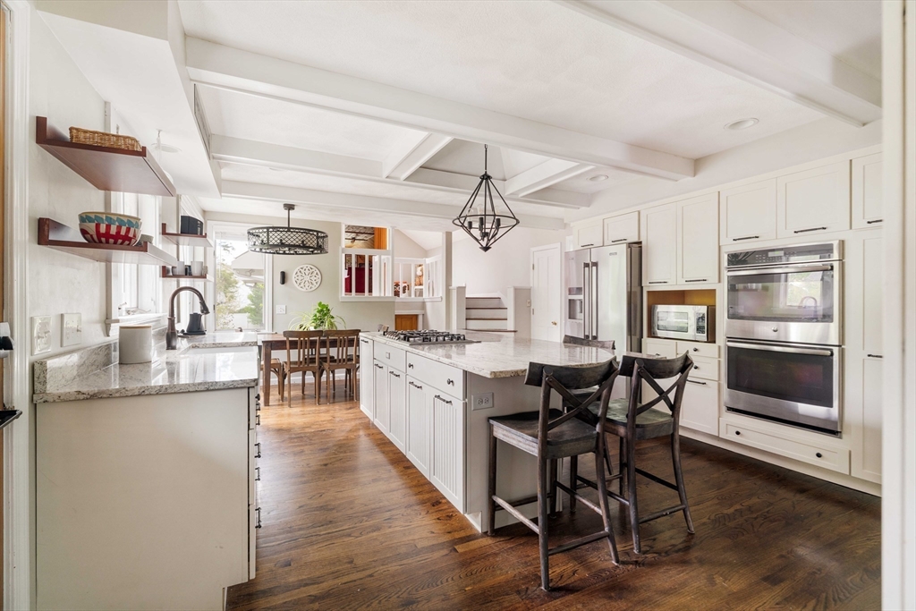 36 W Emerson St