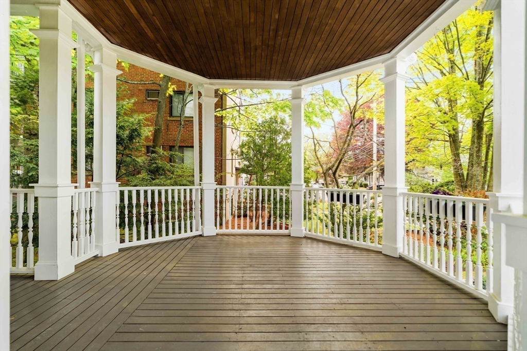 36 W Emerson St