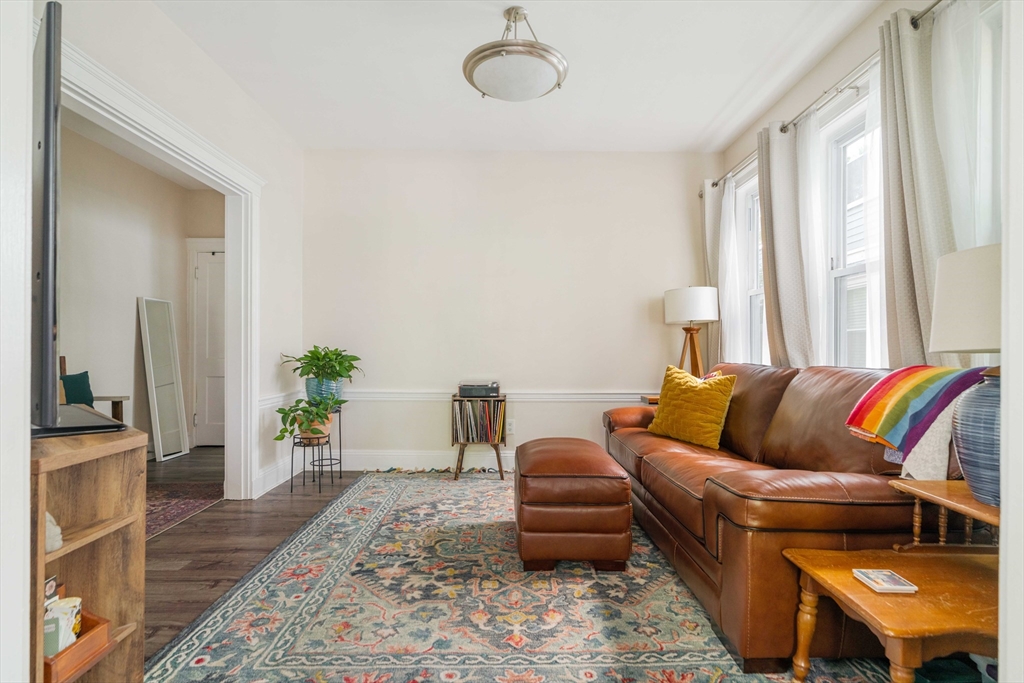 11 Sedgwick Street # 8