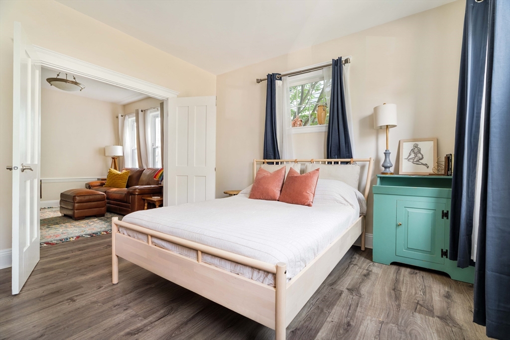 11 Sedgwick Street # 8