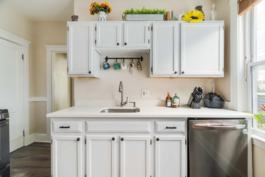 11 Sedgwick Street # 8