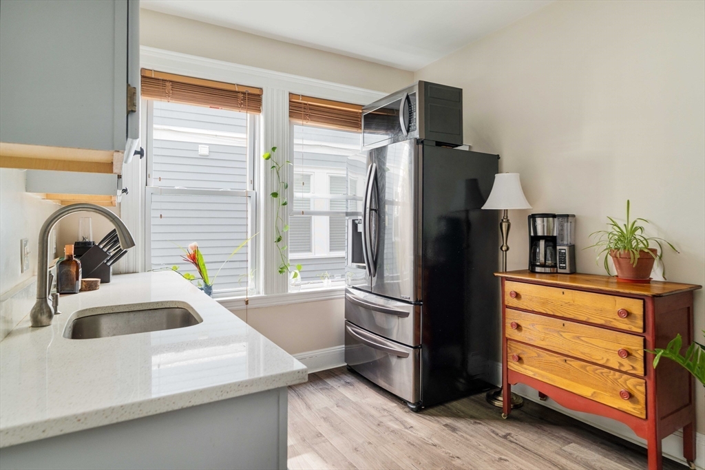 11 Sedgwick Street # 8