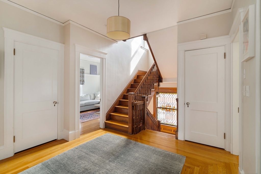 24 Lochstead Ave