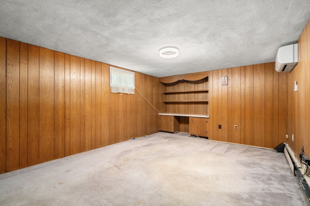 5 Peck Ave