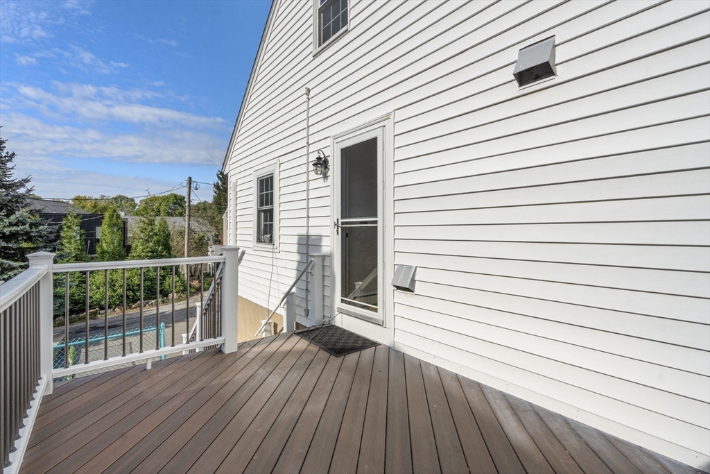 5 Peck Ave