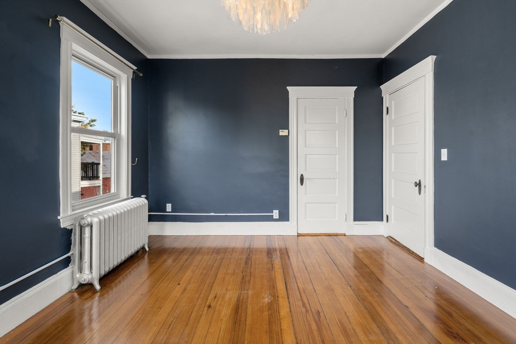 17 Germania # 3, Boston Unit: 3