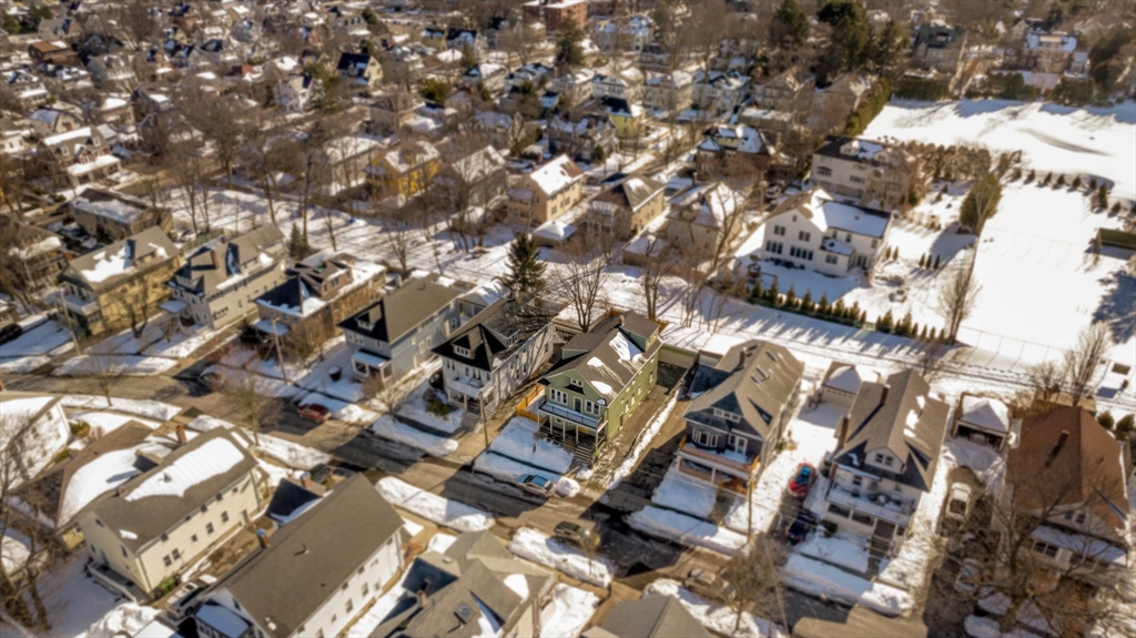 182 Maplewood St # 2