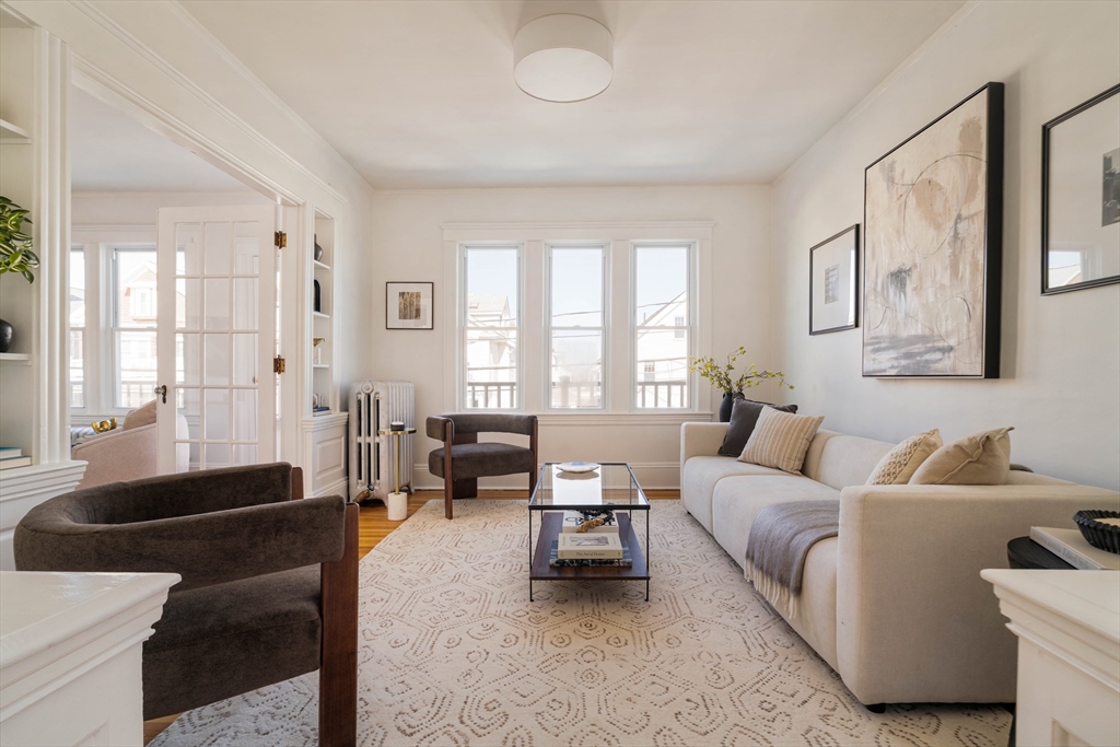 182 Maplewood St # 2