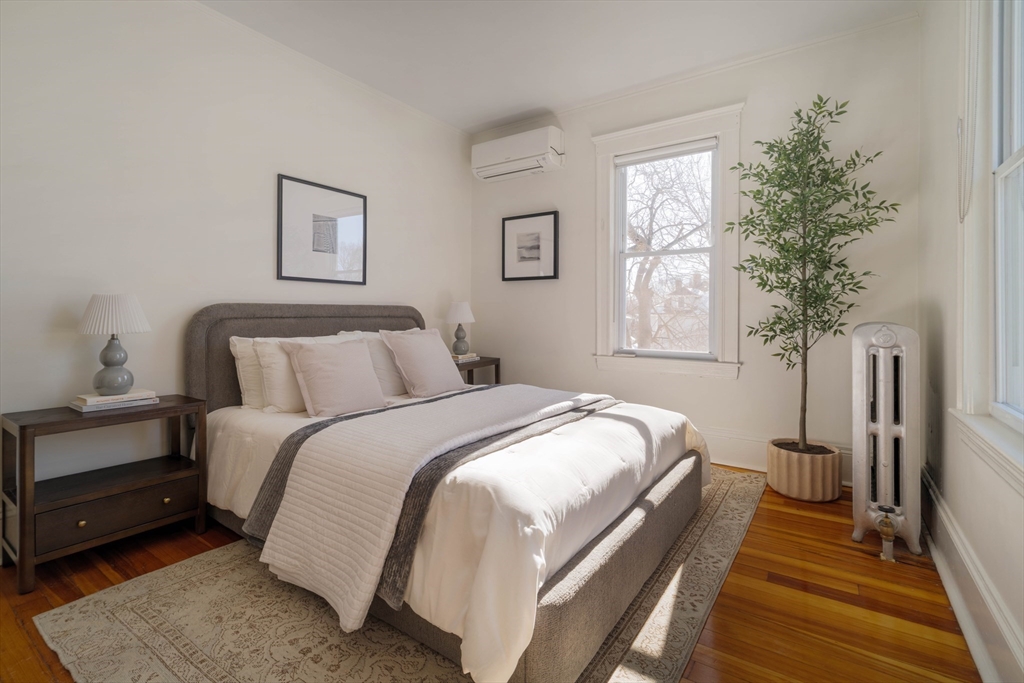 182 Maplewood St # 2