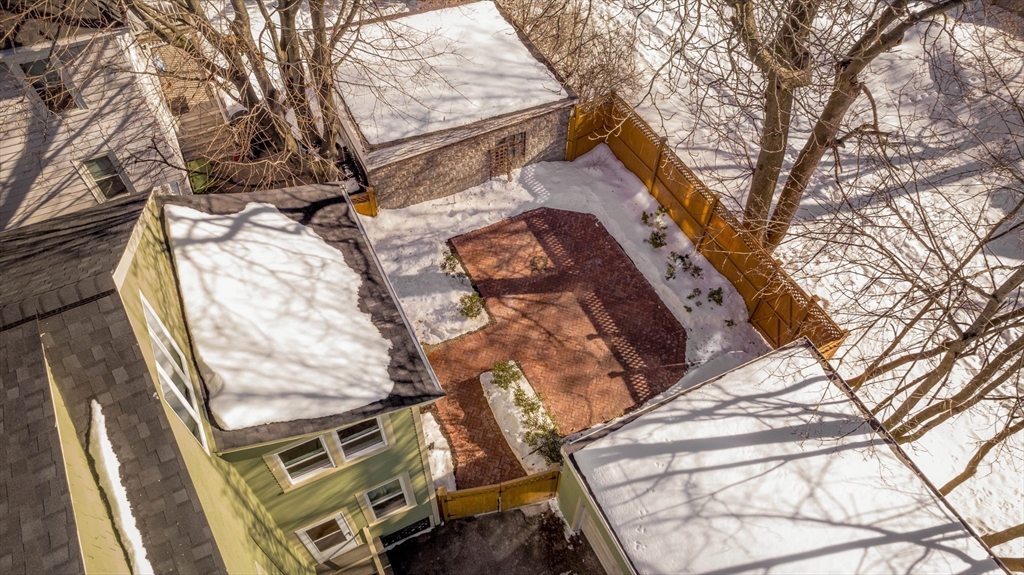 182 Maplewood St # 2