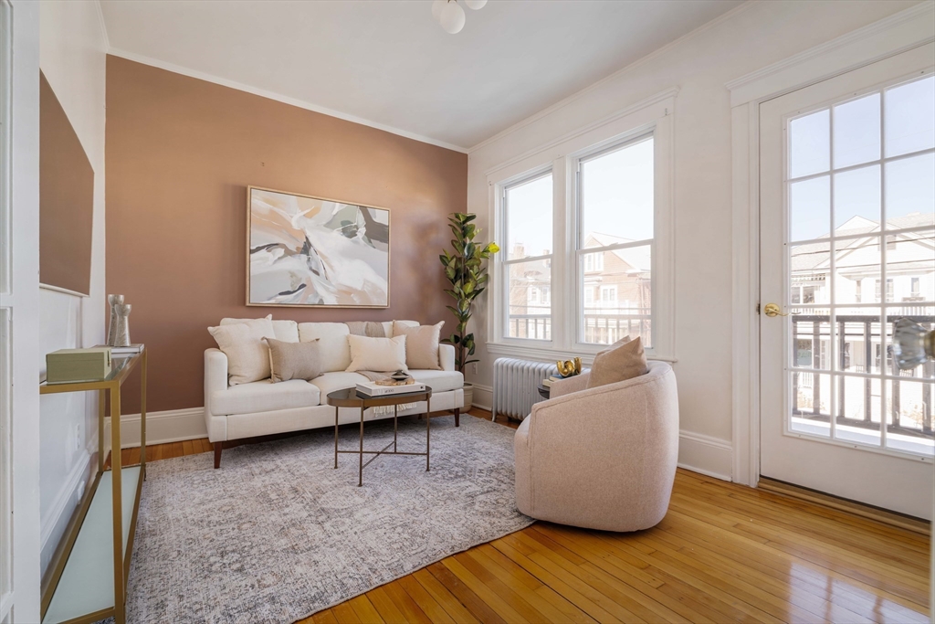 182 Maplewood St # 2