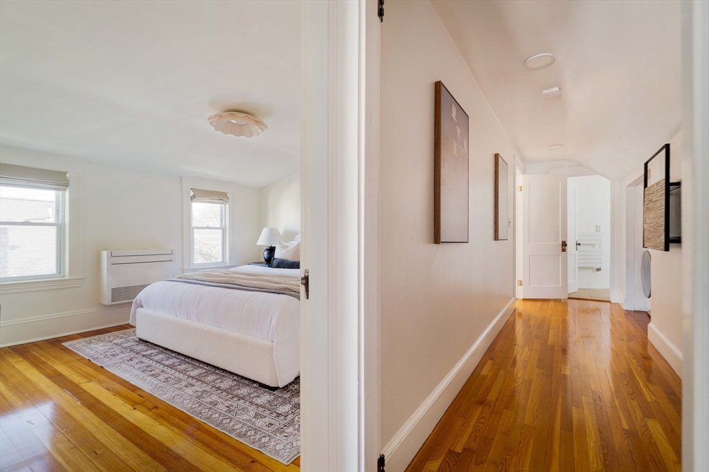 182 Maplewood St # 2