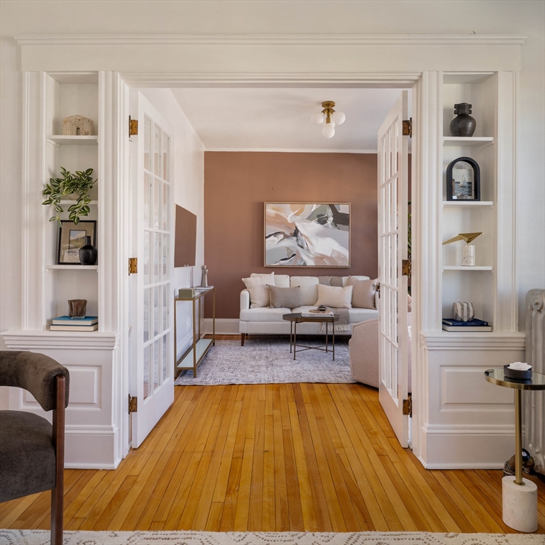 182 Maplewood St # 2