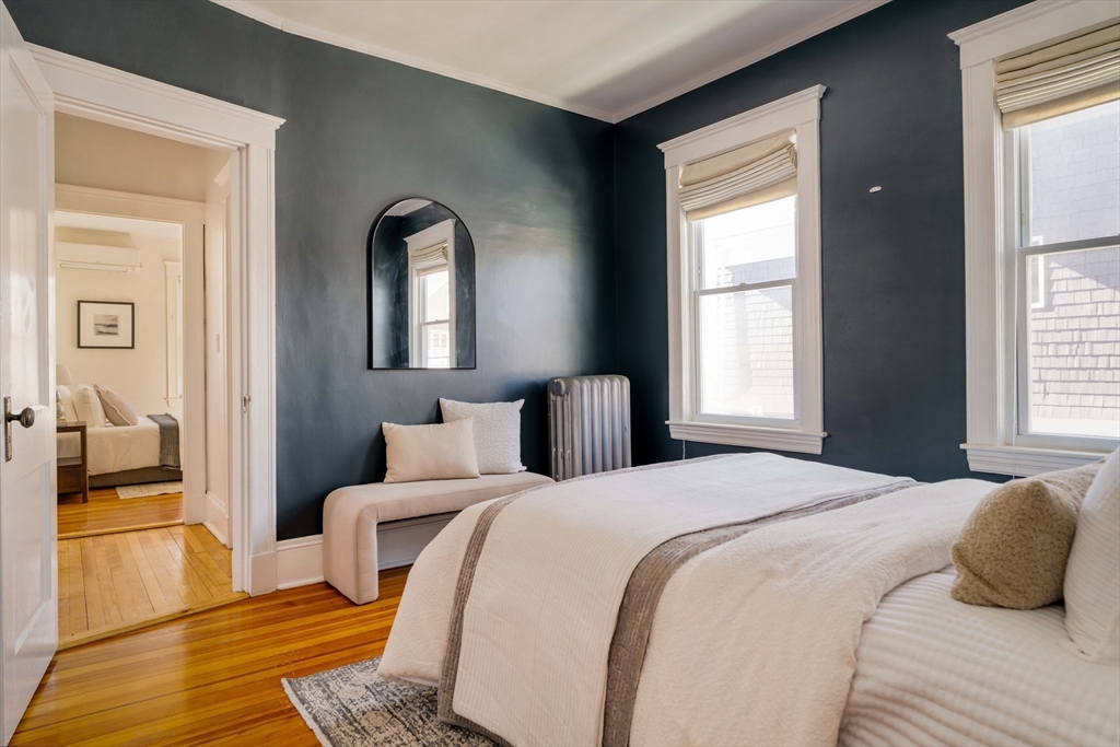 182 Maplewood St # 2