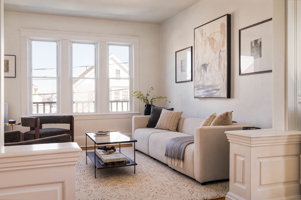 182 Maplewood St # 2