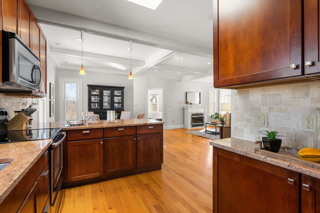 23 Rowe St # 23