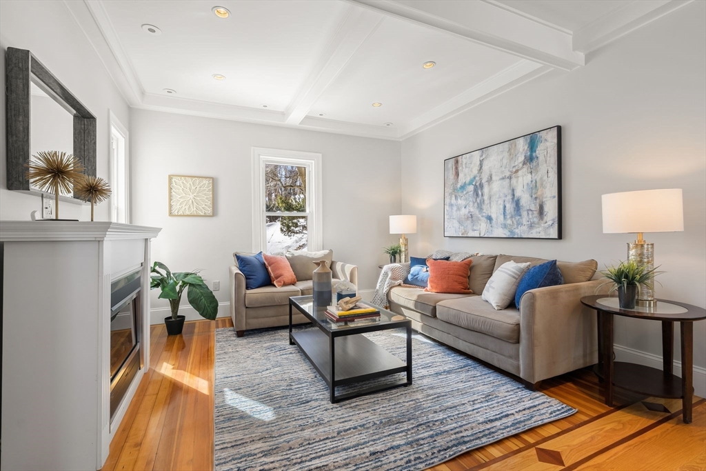 23 Rowe St # 23