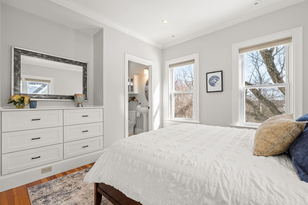 23 Rowe St # 23