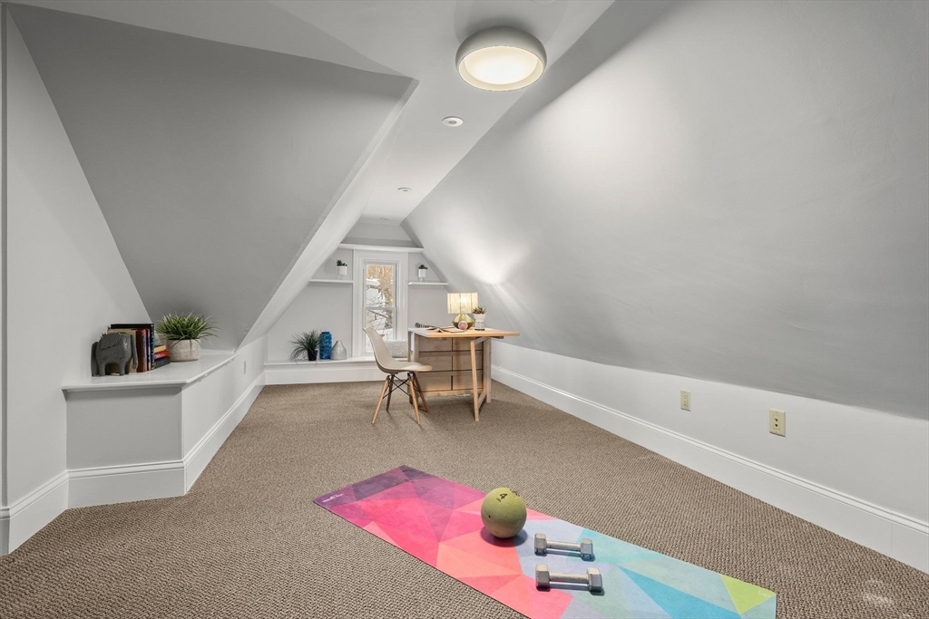 23 Rowe St # 23