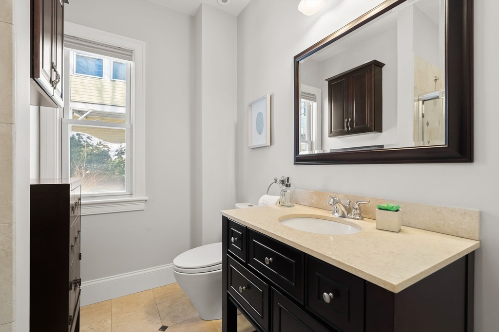 23 Rowe St # 23
