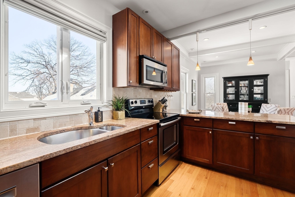 23 Rowe St # 23