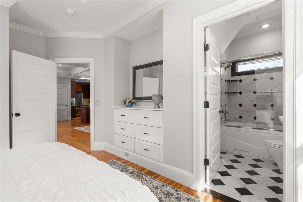 23 Rowe St # 23