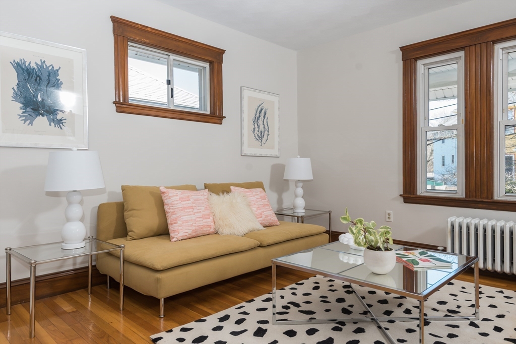 15 Eugenia Rd