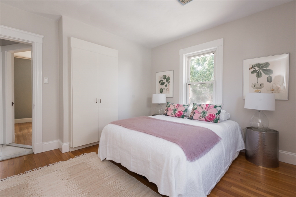 15 Eugenia Rd