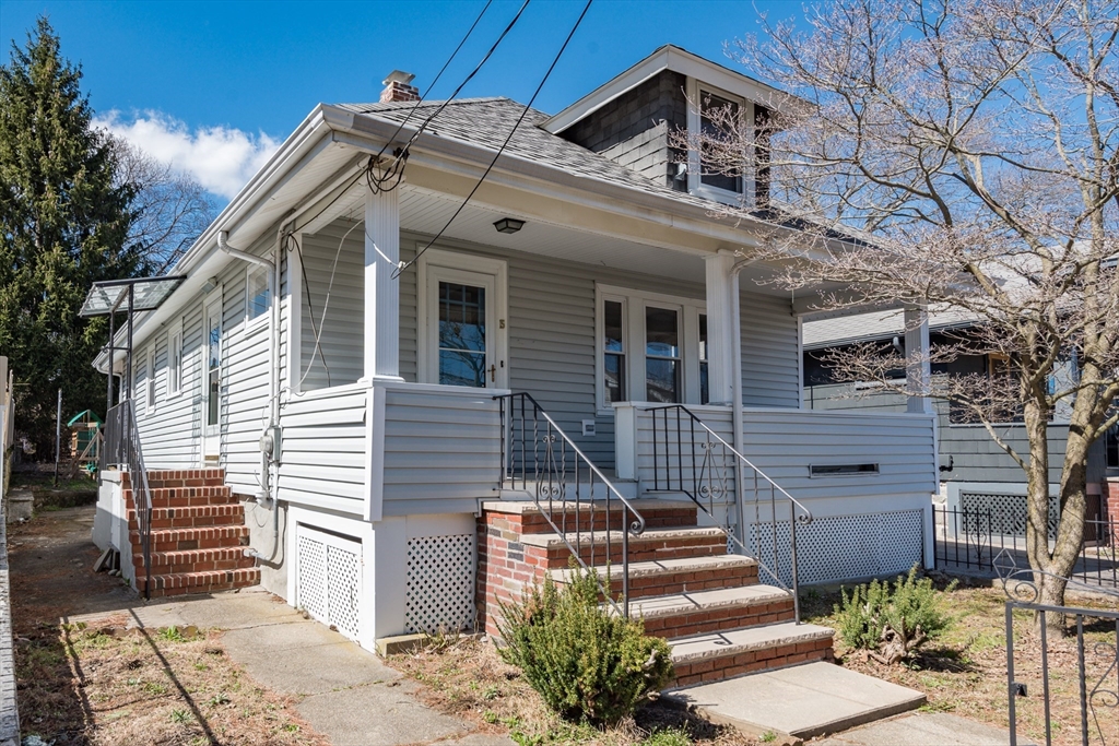 15 Eugenia Rd
