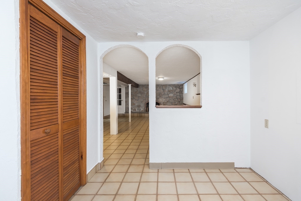 15 Eugenia Rd