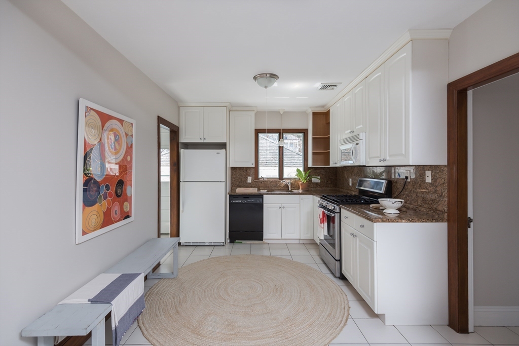 15 Eugenia Rd