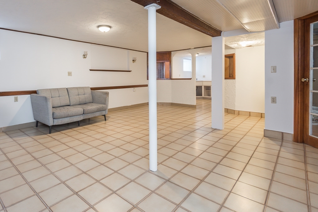 15 Eugenia Rd