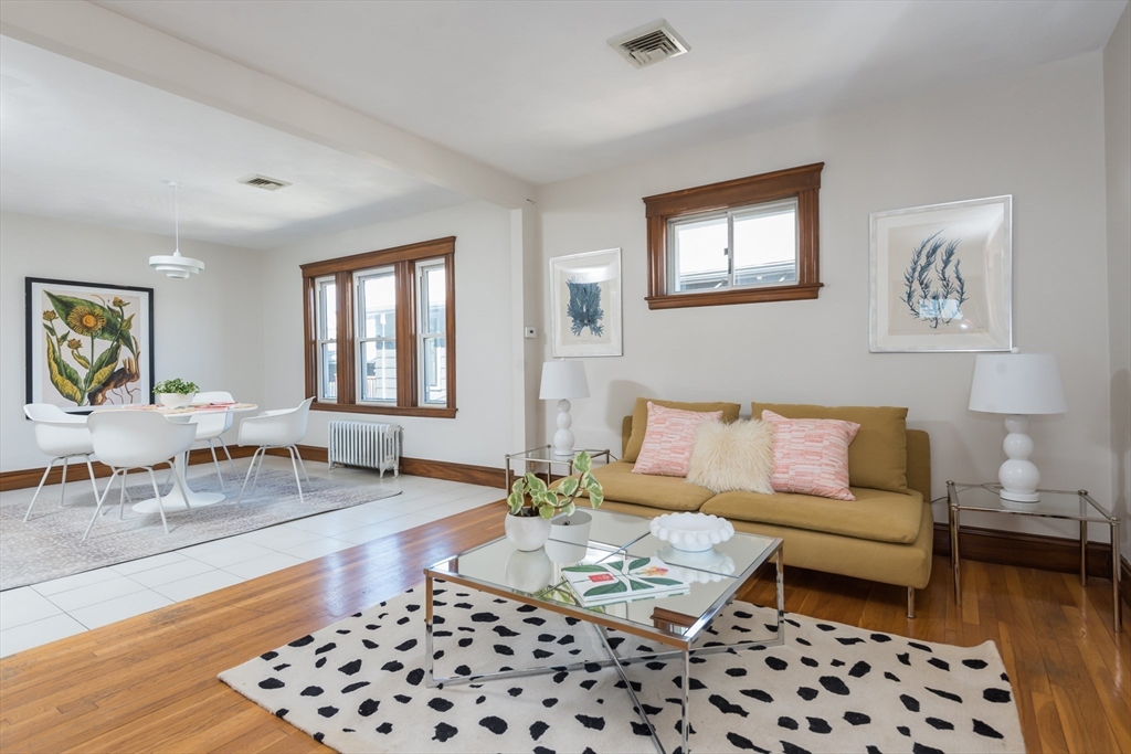 15 Eugenia Rd