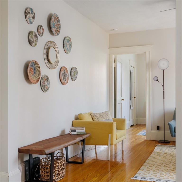 48 Robinwood Ave # 7