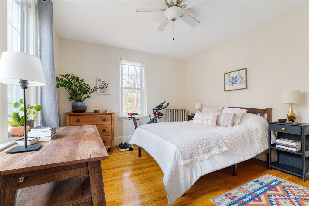 48 Robinwood Ave # 7