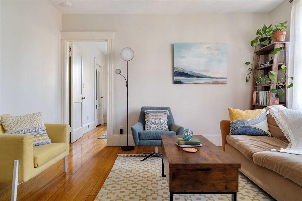 48 Robinwood Ave # 7