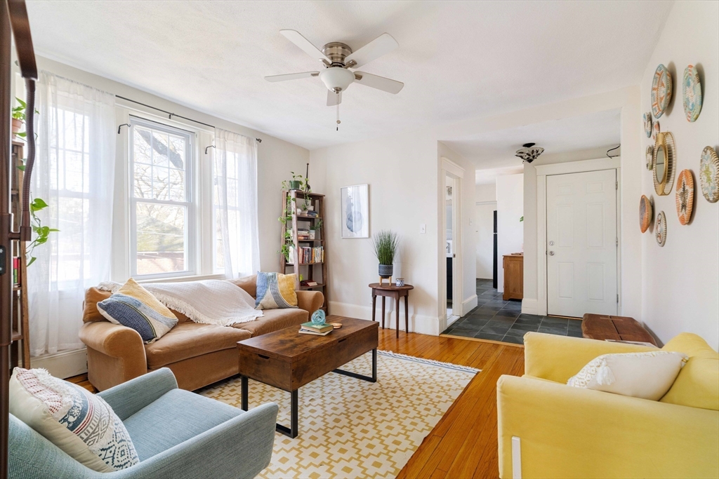 48 Robinwood Ave # 7