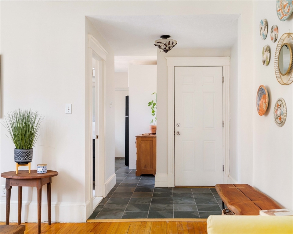 48 Robinwood Ave # 7