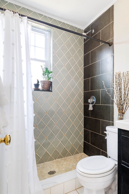 48 Robinwood Ave # 7