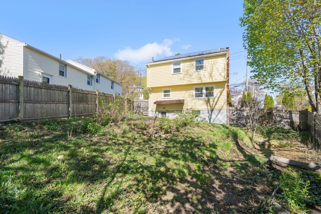 392 Poplar Street
