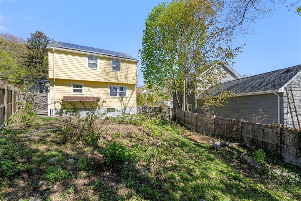 392 Poplar Street