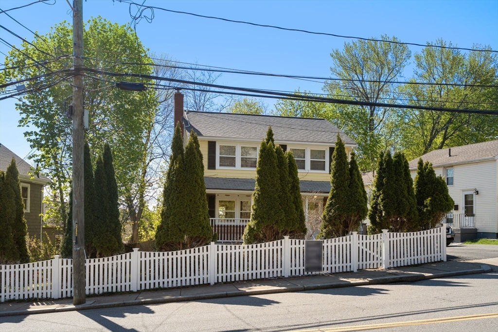 392 Poplar Street