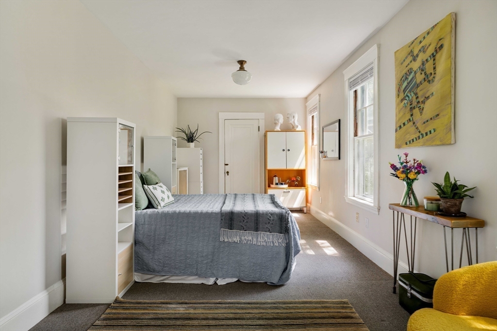 18 Southbourne Rd