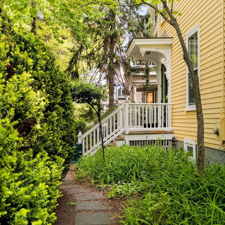 9 Orchard Street