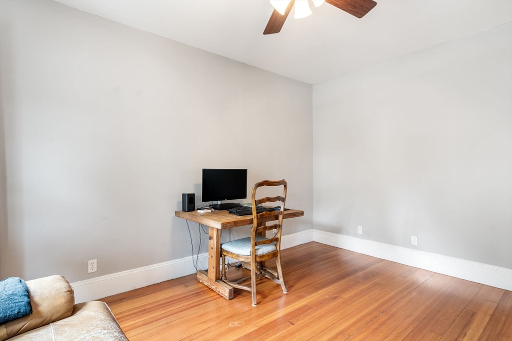 15 Oakland St # 1