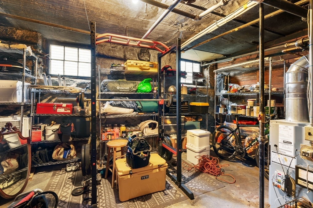 15 Oakland St # 1